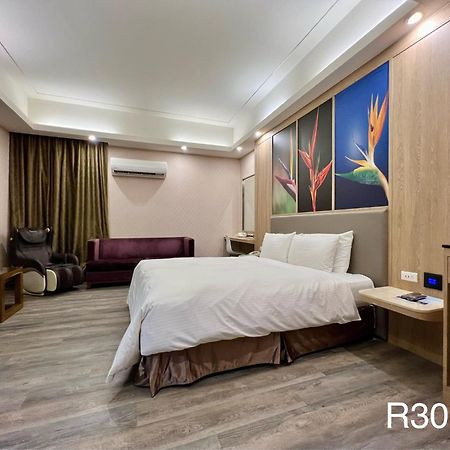 Cigar Motel 台南 エクステリア 写真