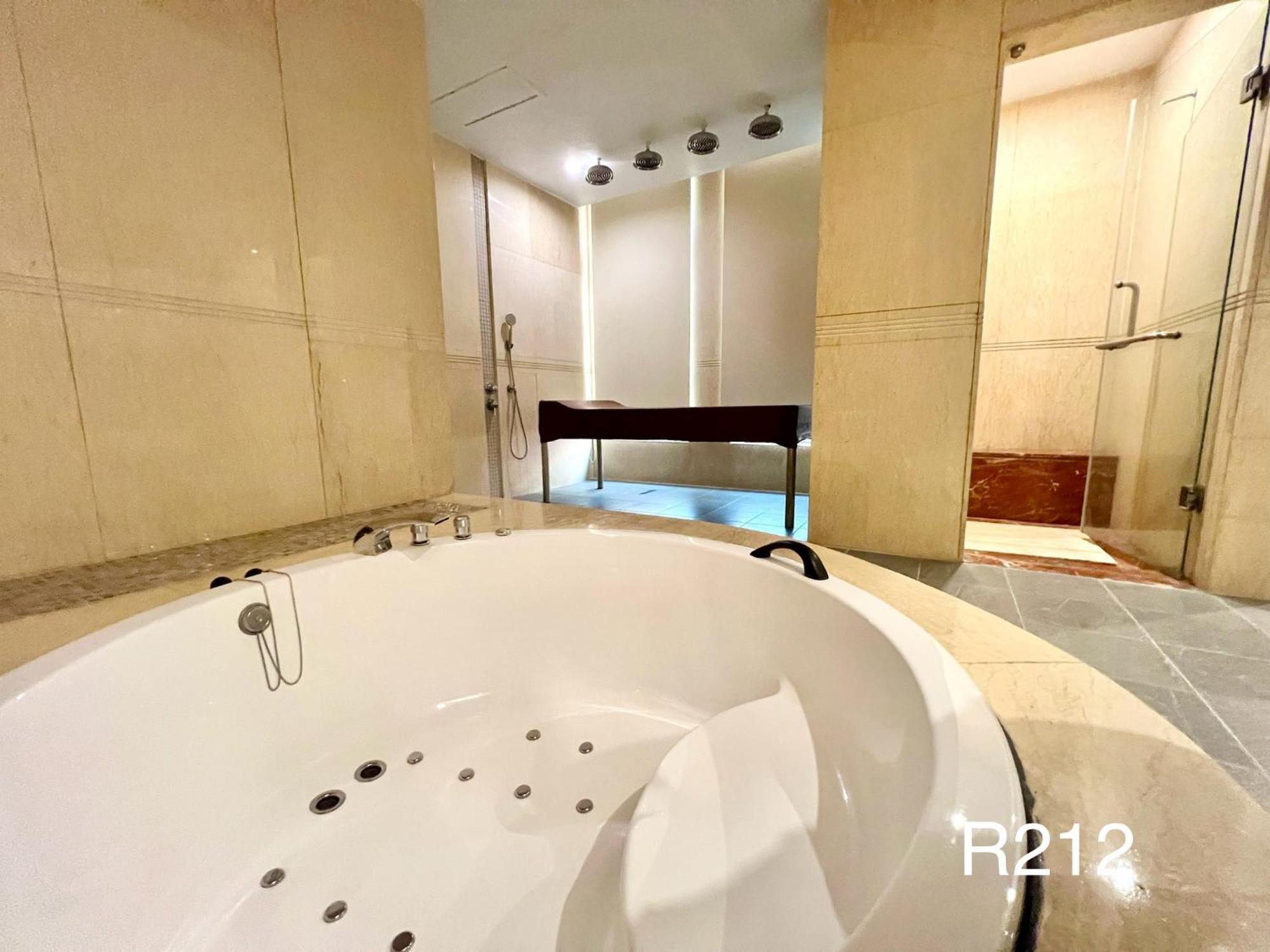Cigar Motel 台南 エクステリア 写真