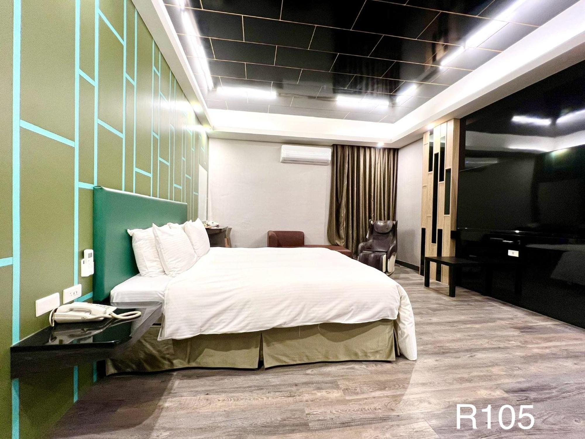 Cigar Motel 台南 エクステリア 写真