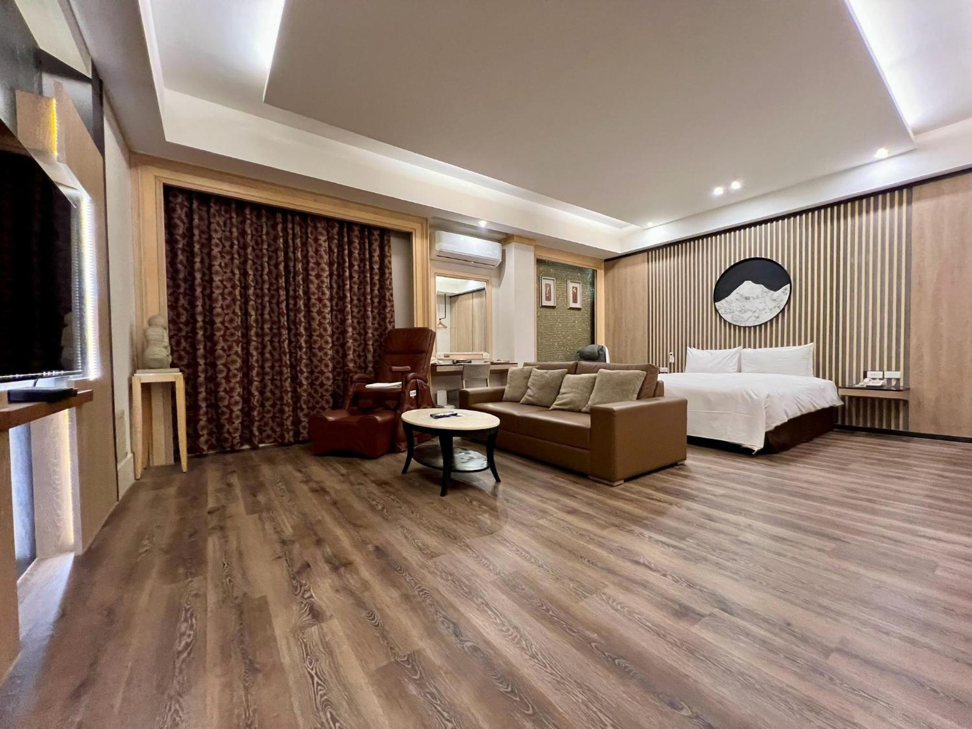 Cigar Motel 台南 エクステリア 写真