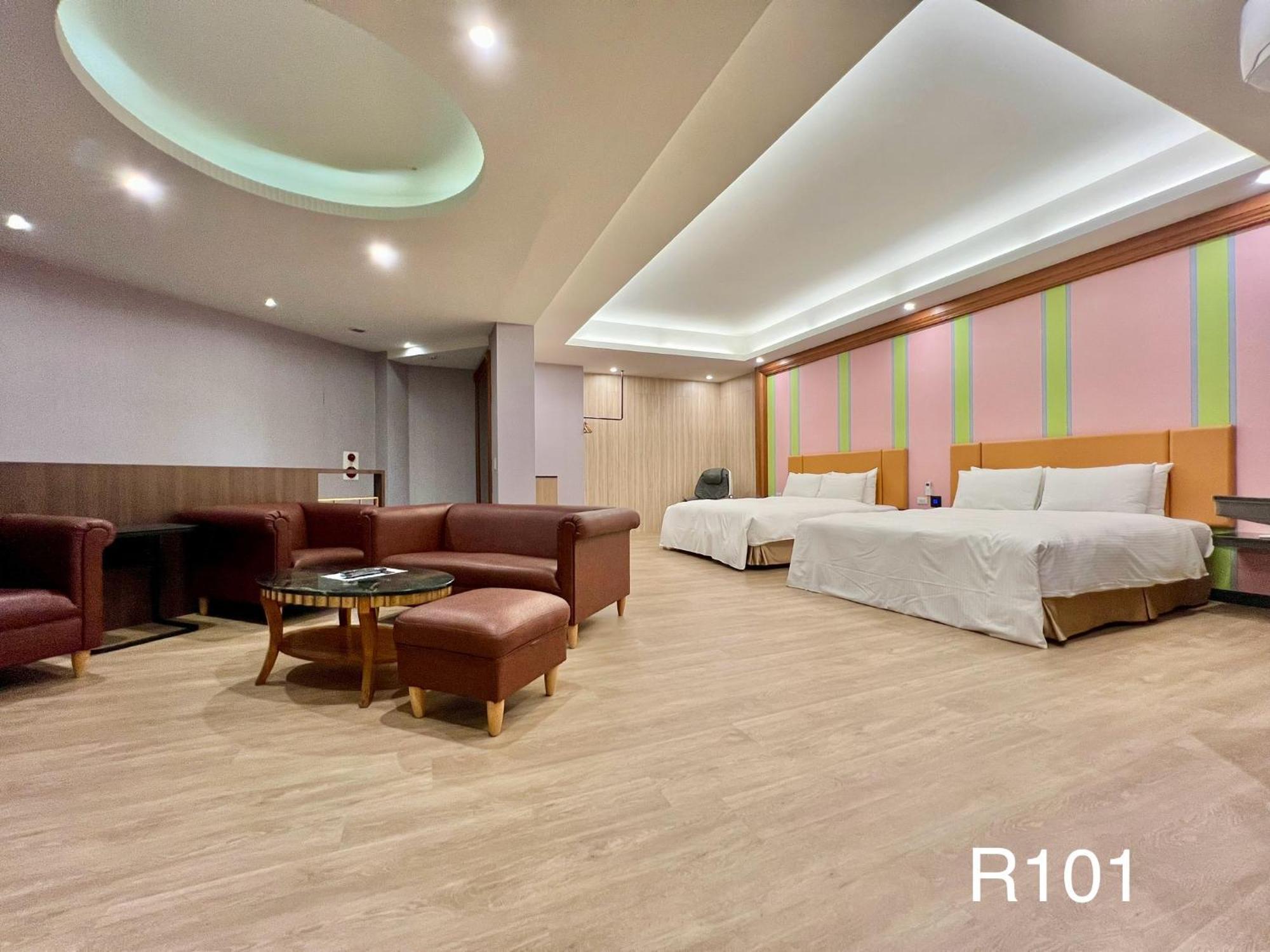 Cigar Motel 台南 エクステリア 写真