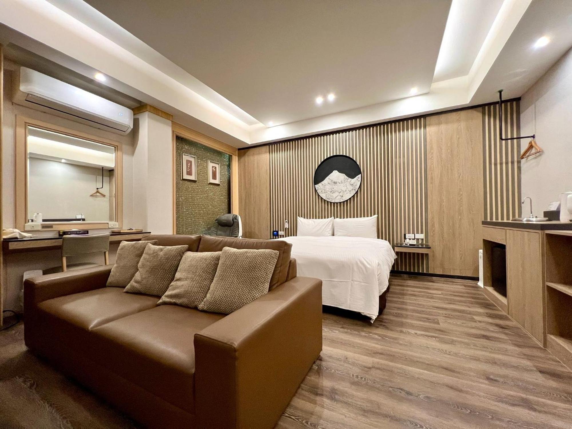 Cigar Motel 台南 エクステリア 写真