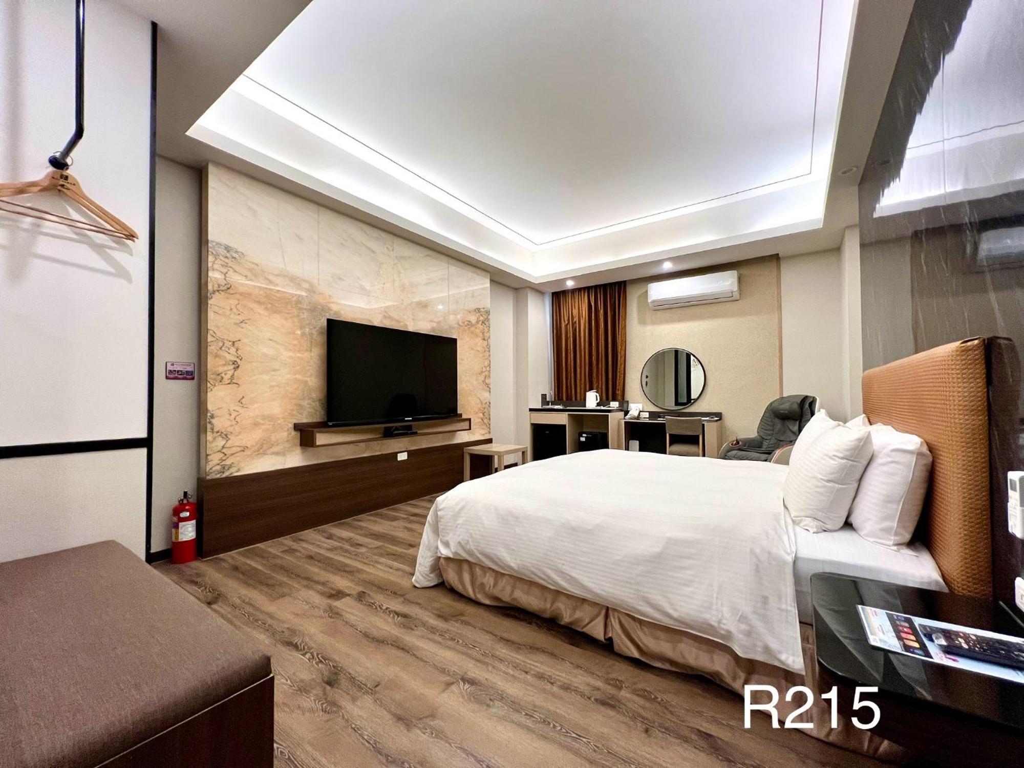 Cigar Motel 台南 エクステリア 写真