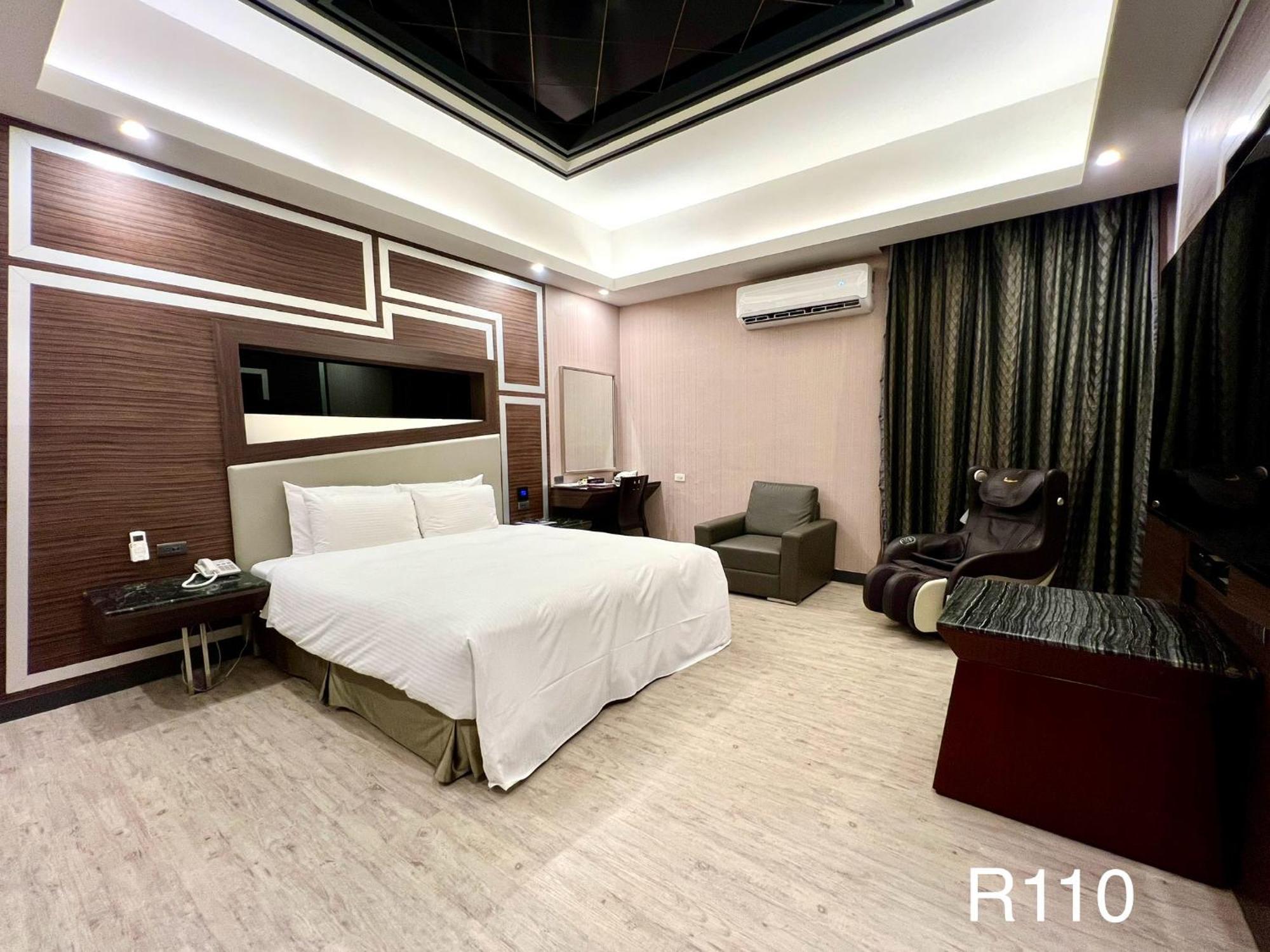 Cigar Motel 台南 エクステリア 写真
