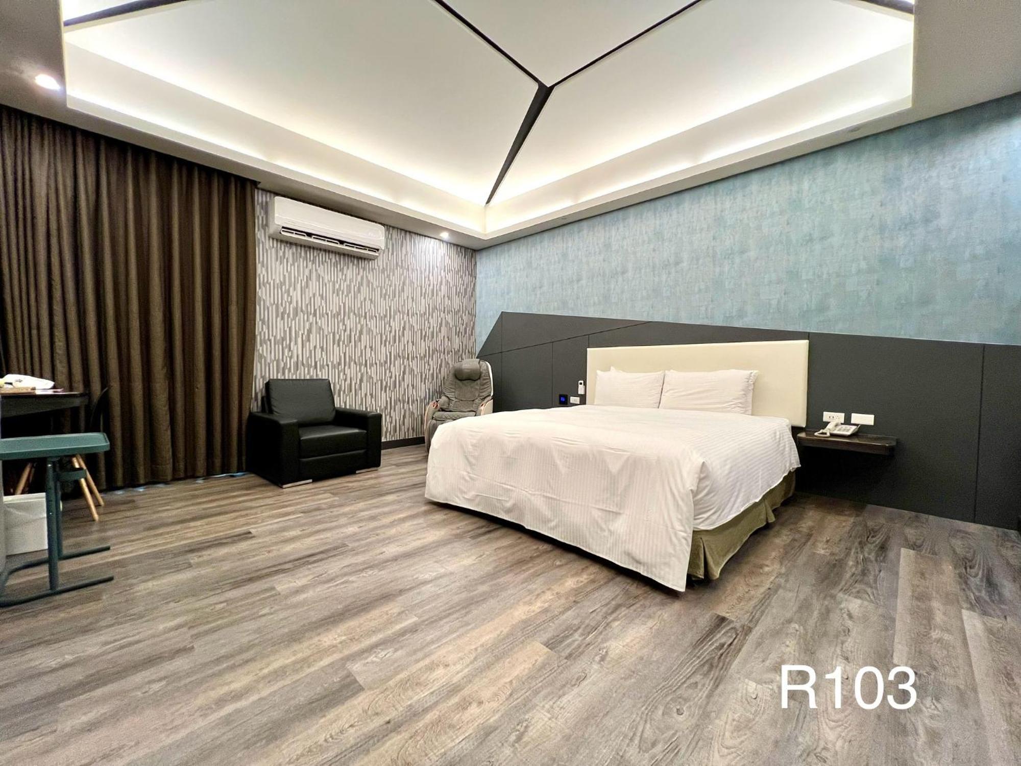 Cigar Motel 台南 エクステリア 写真